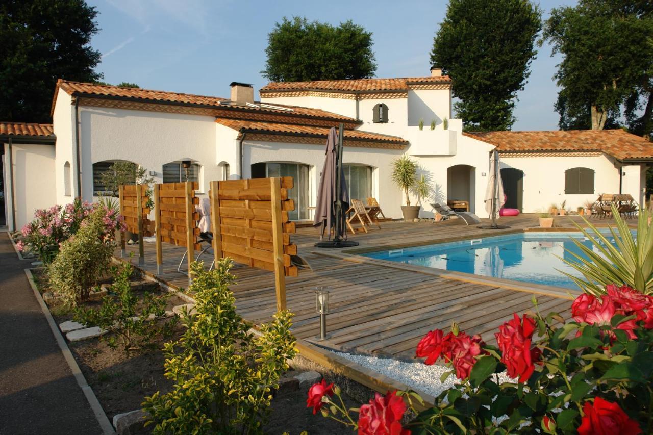 Domaine De L'Espiguette Bed and Breakfast Biganos Eksteriør billede